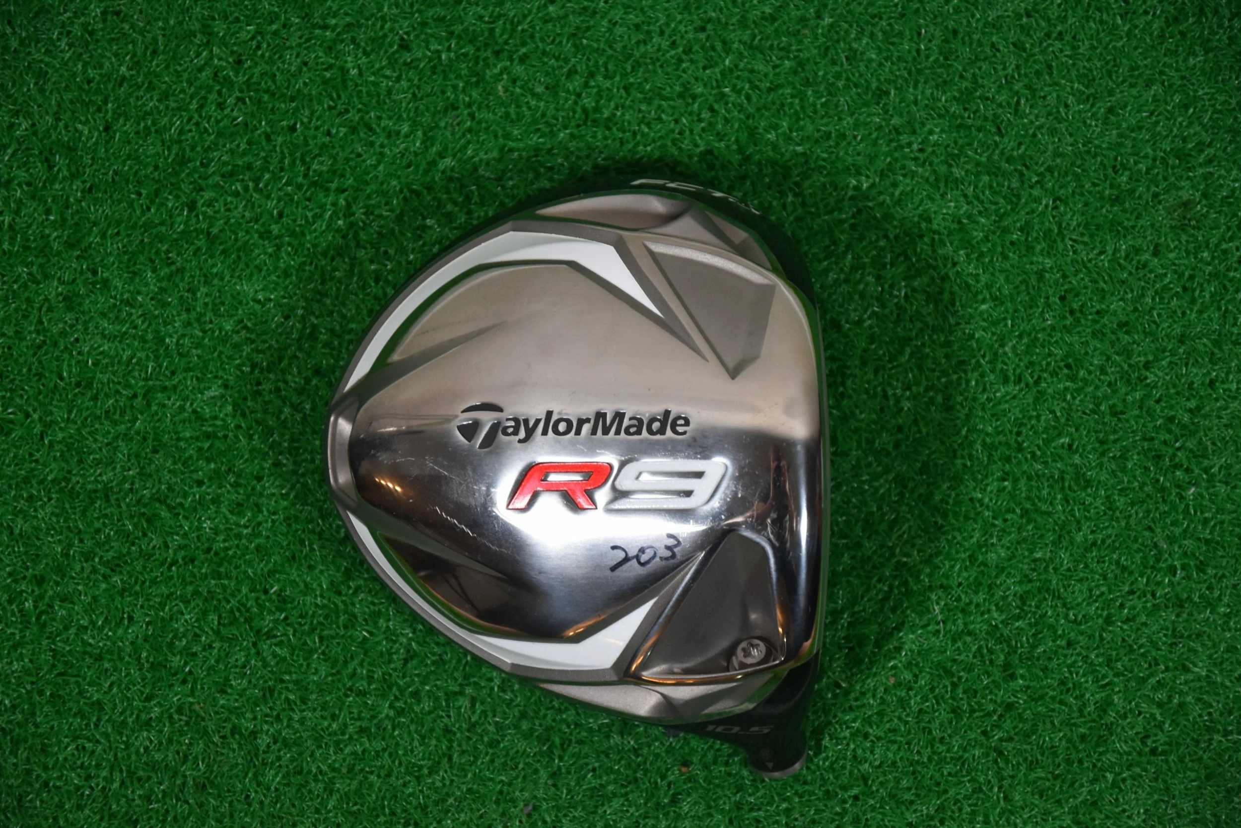 Taylormade R9 Tour Issue Driver 10.5° (Head Only)