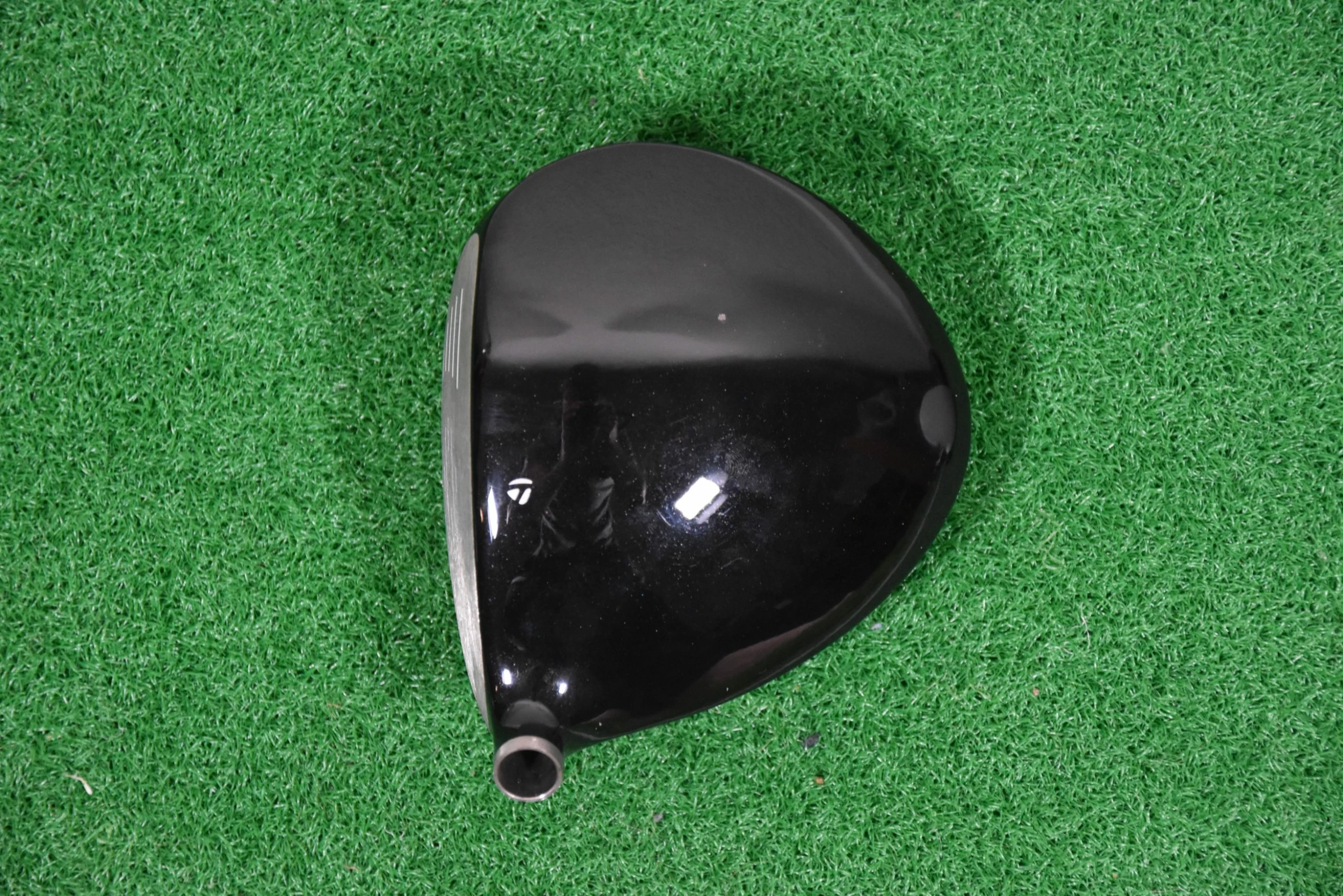Taylormade R9 Tour Issue Driver 10.5° (Head Only) - Image 3
